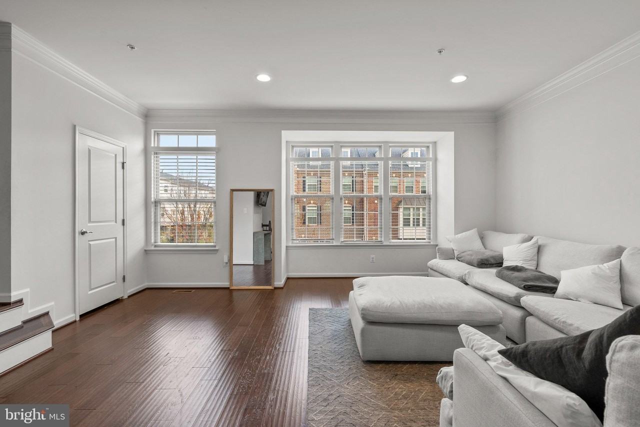 14407 Sandy Ridge Ln - Photo 5 of 29