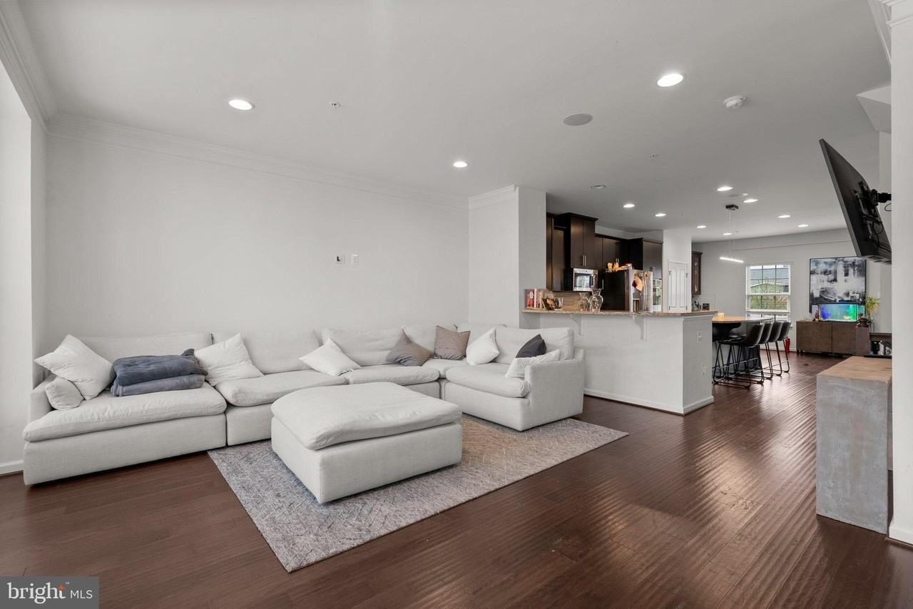 14407 Sandy Ridge Ln - Photo 6 of 29