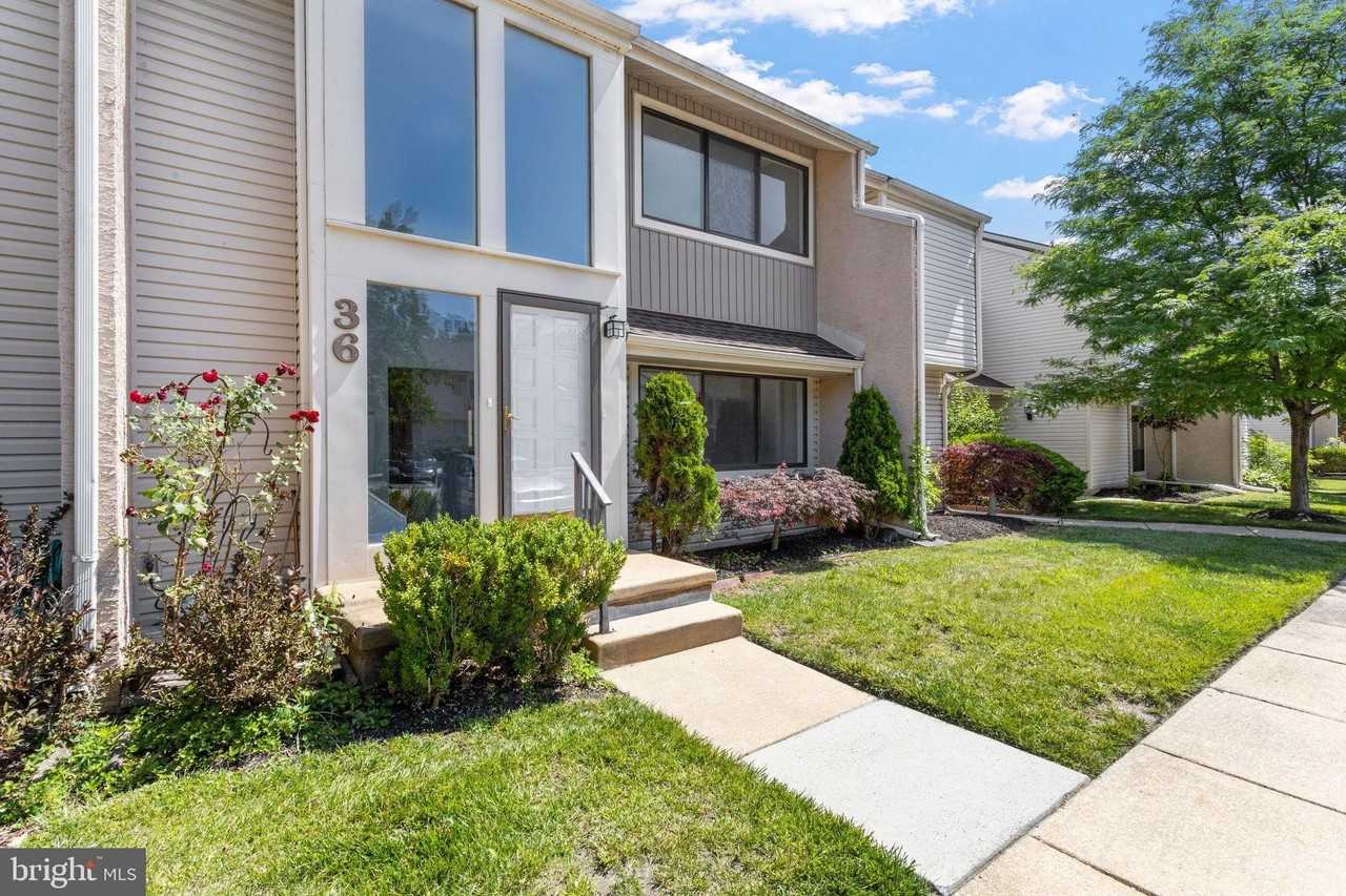 36 Viburnum Ln - Photo 2 of 33