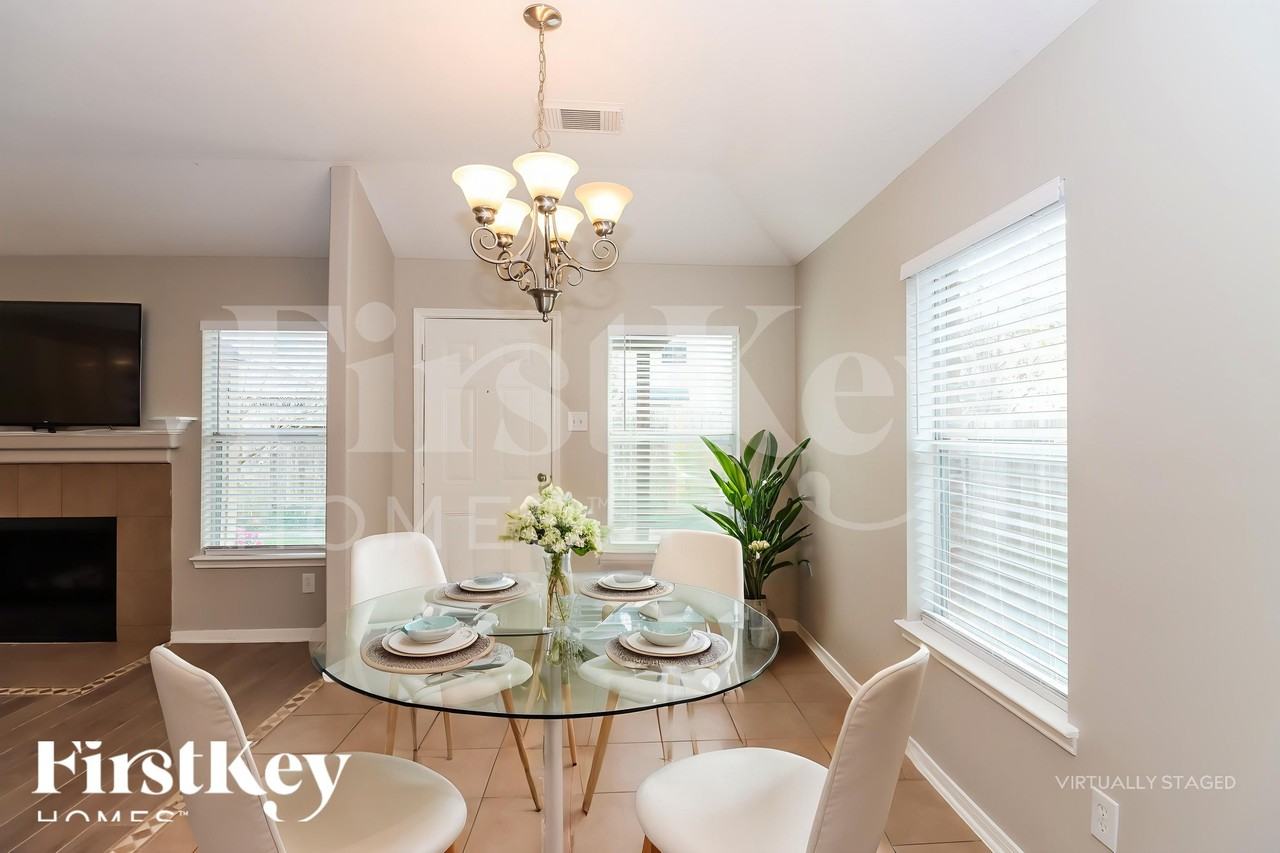 2726 Lakecrest Way Dr - Photo 7 of 18