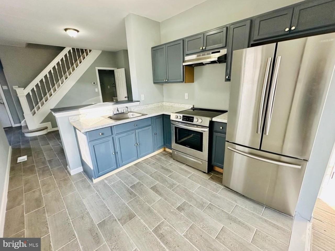 125 E Woodland Ave - Photo 4 of 19