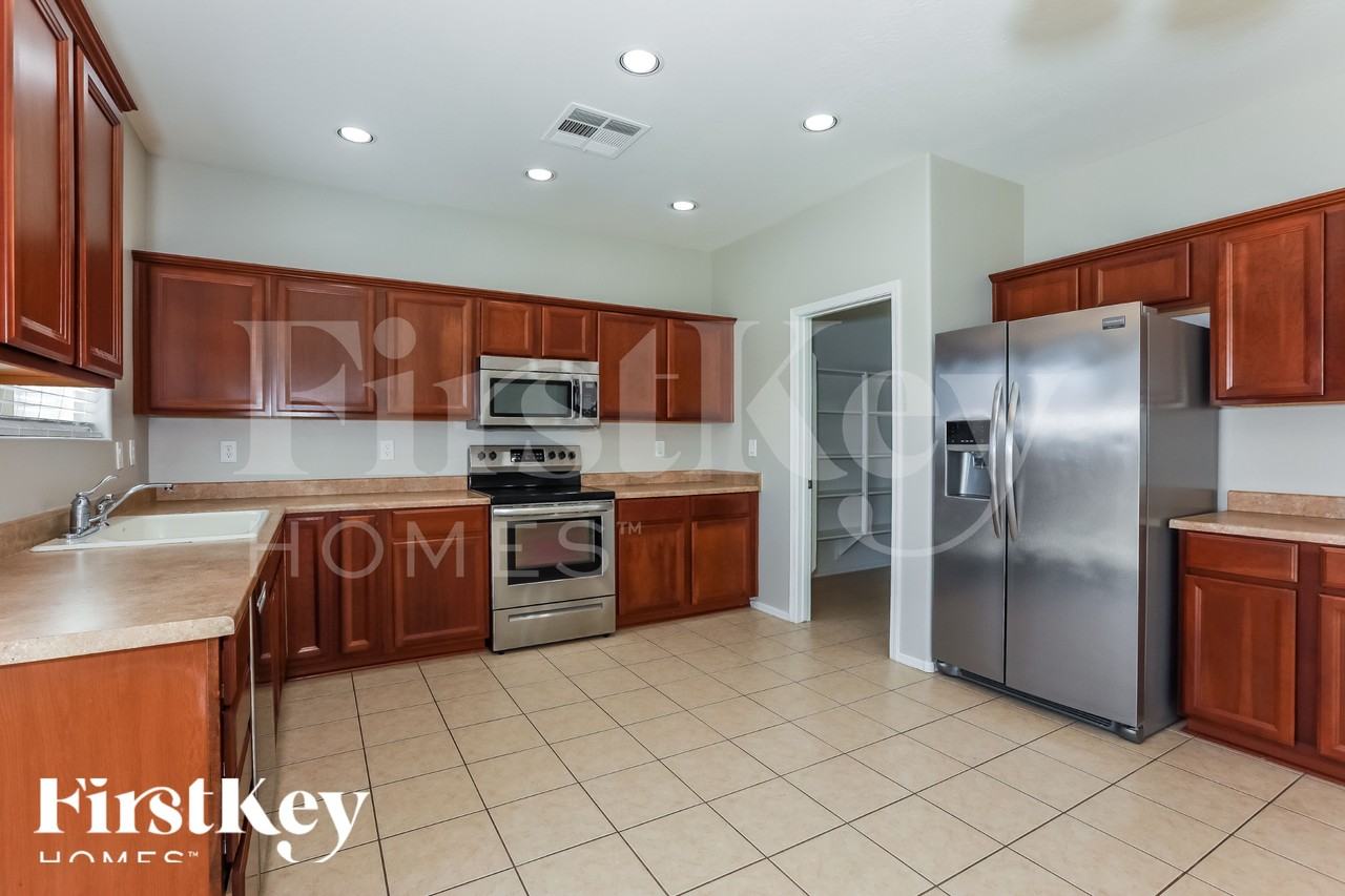 1179 E Desert Springs Way - Photo 6 of 16