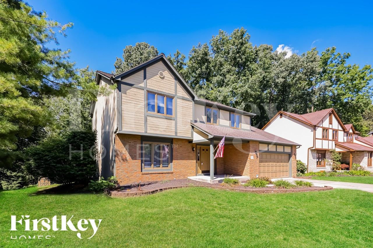 581 Brightstone Dr - Photo 2 of 18