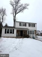 featured image of 2941 Keenwood Rd