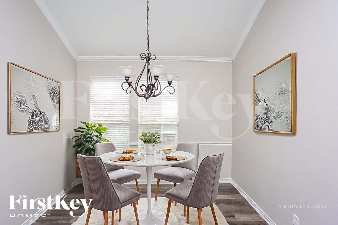 905 Sheryn Dr - Photo 7 of 19