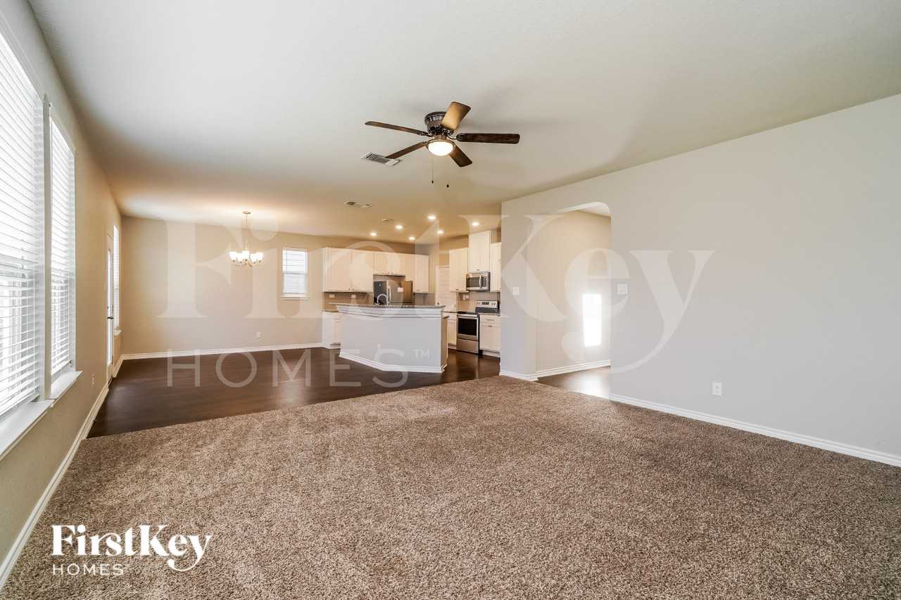 3964 Gentle Mdw - Photo 3 of 19