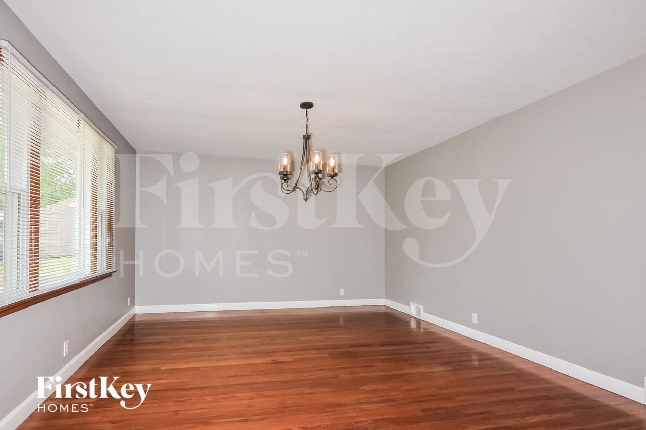 2 Valley Rd - Photo 4 of 15