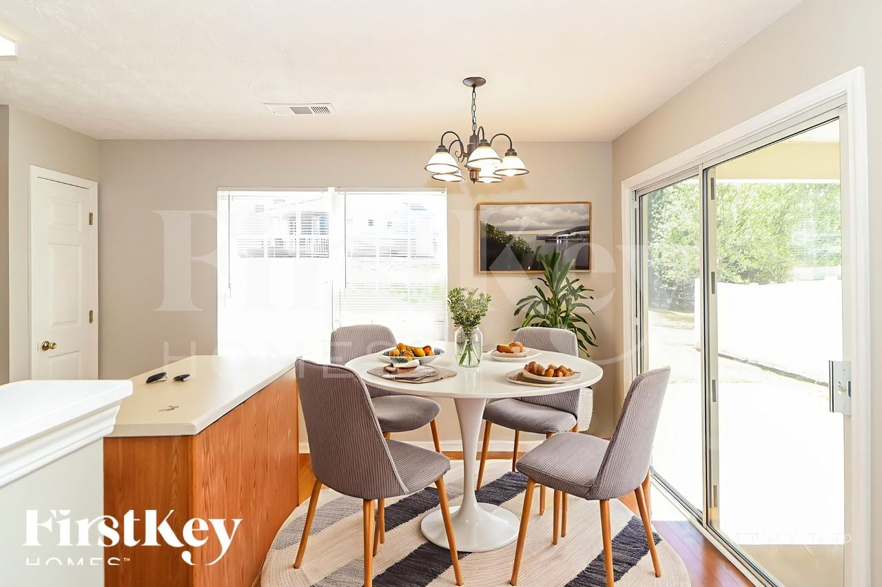 5220 Sky Ridge Way - Photo 7 of 18