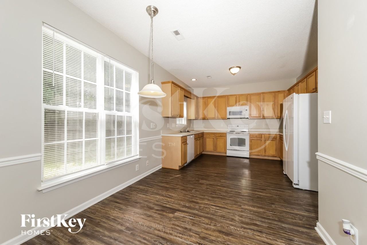 668 Pecan Ridge Cir - Photo 5 of 16