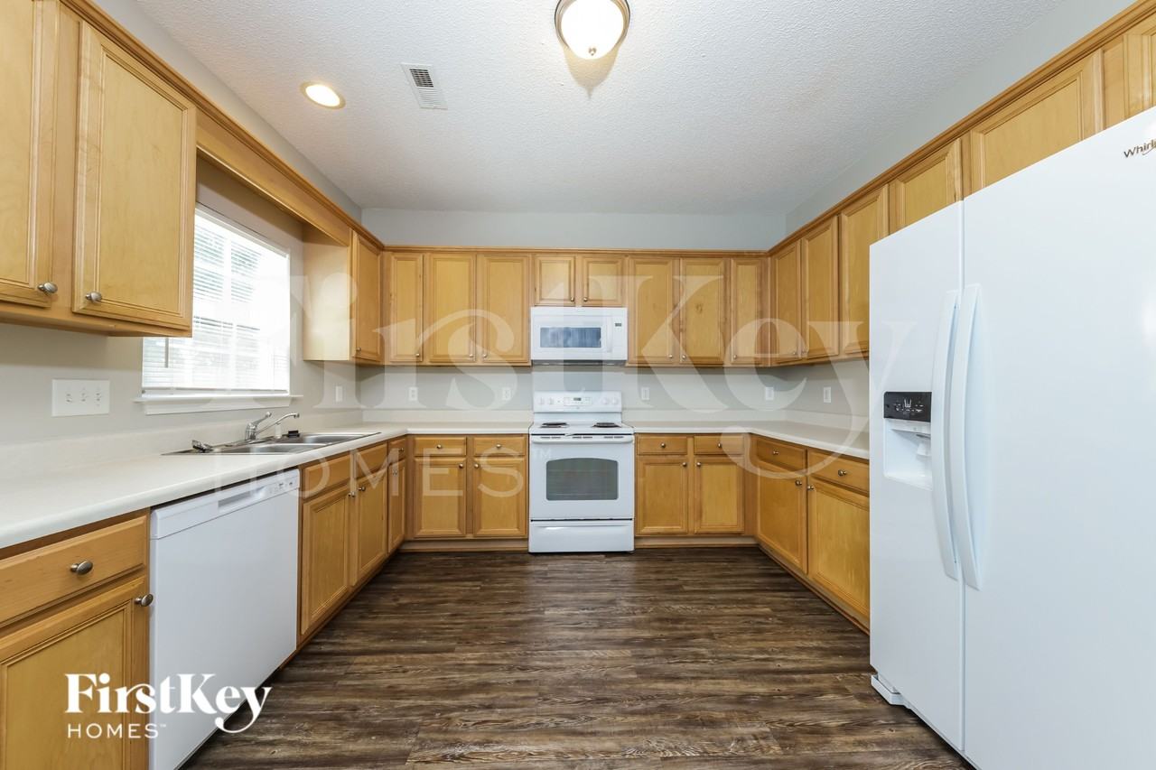 668 Pecan Ridge Cir - Photo 6 of 16