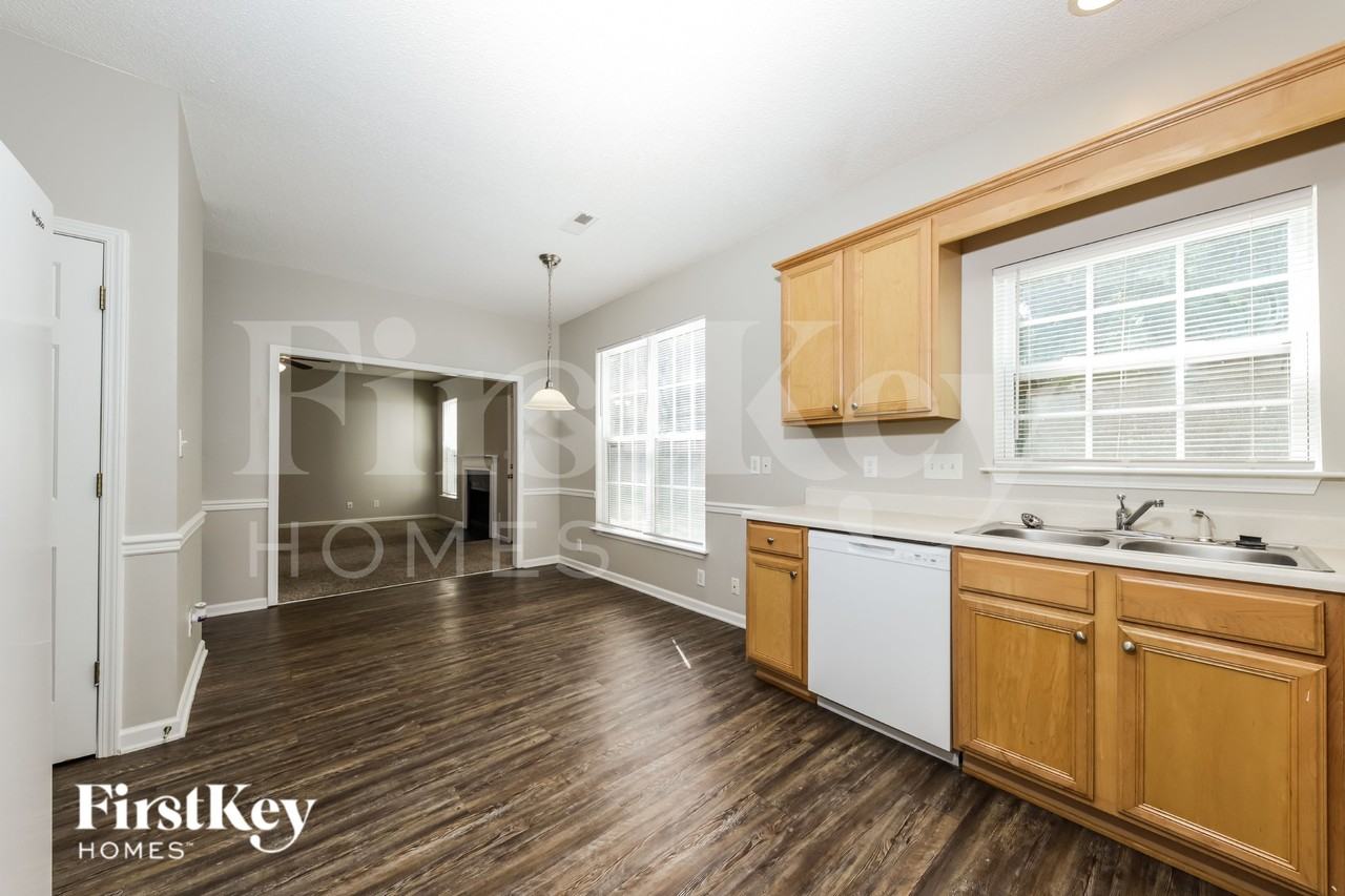 668 Pecan Ridge Cir - Photo 7 of 16