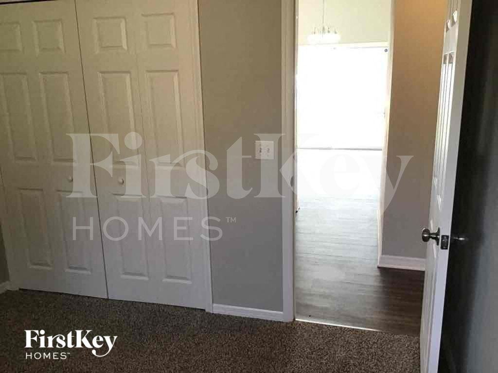 1575 Pine Ct - Photo 6 of 18