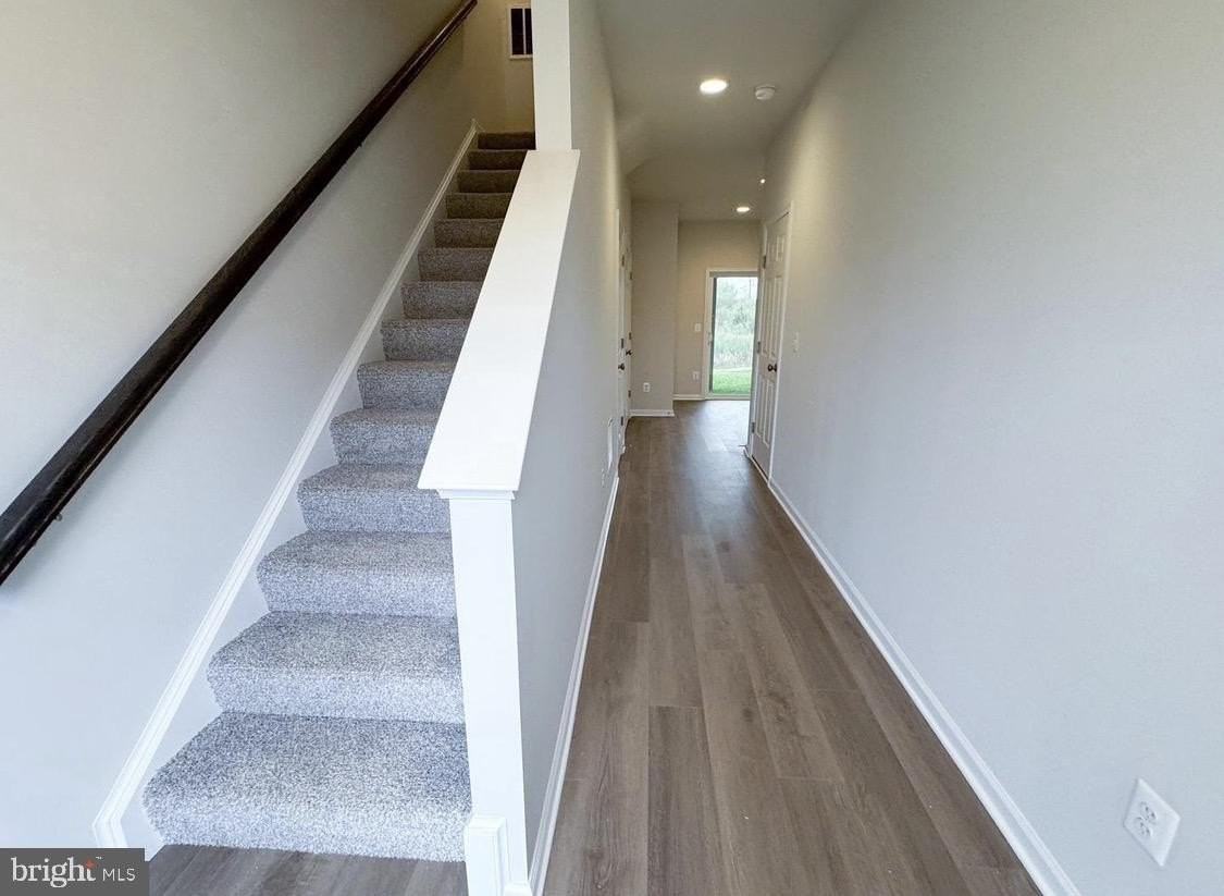 114 Norland Knoll Dr - Photo 3 of 12