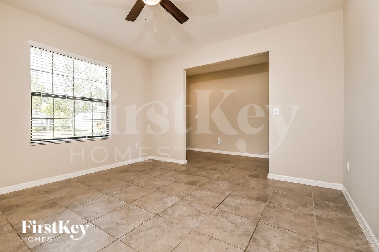 9631 Sage Creek Dr - Photo 4 of 16