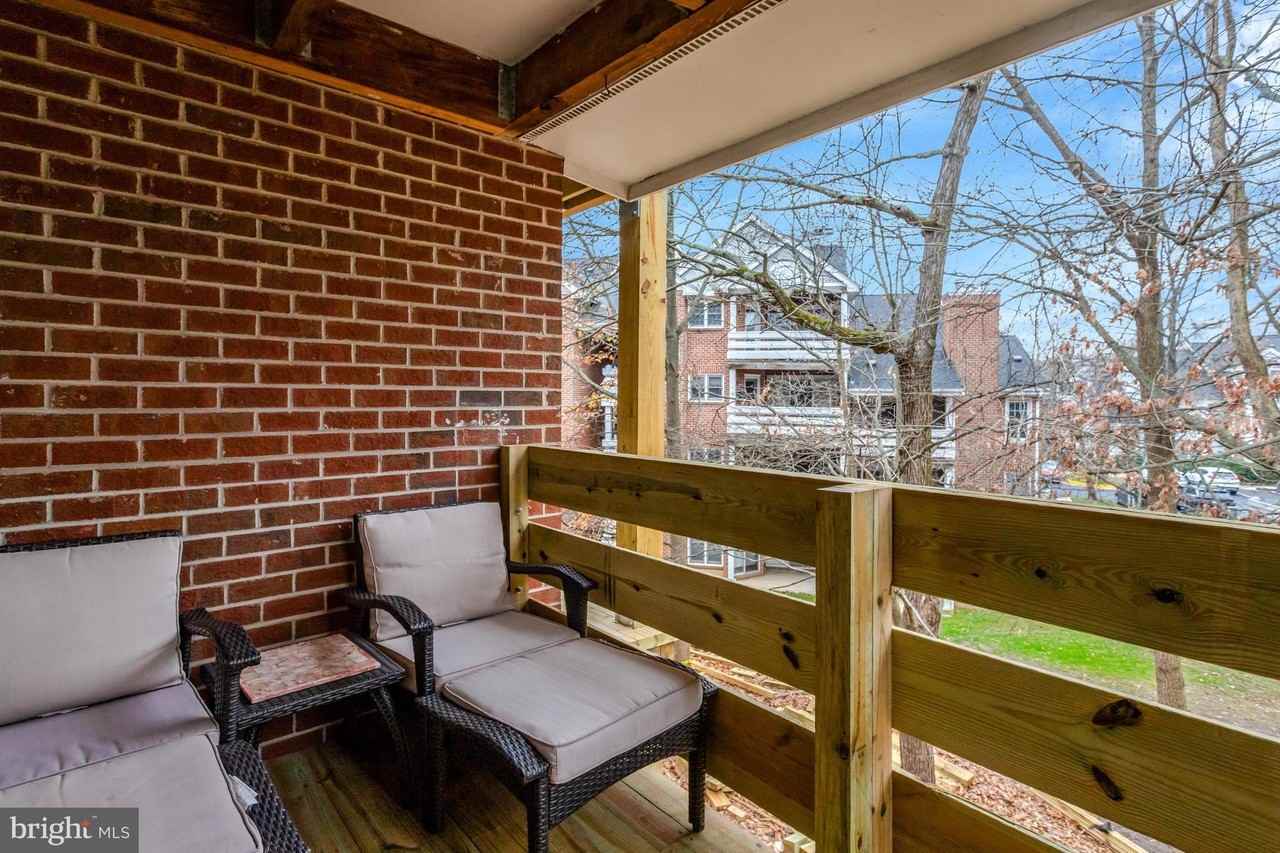 7598 Lakeside Village Dr Unit N - Photo 7 of 27