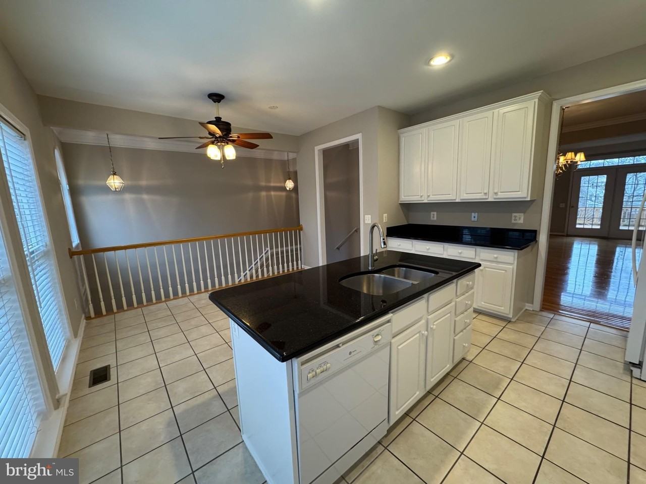 45776 Mountain Pine Sq Unit 45776 #45776 - Photo 6 of 50