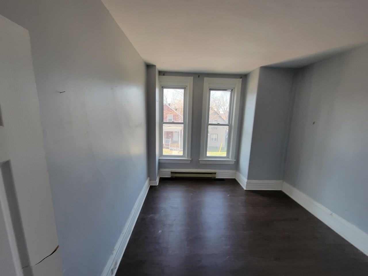 529 Johnson Street - Photo 3 of 4