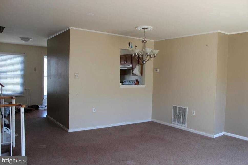 10503 Oronoco Ln - Photo 4 of 6