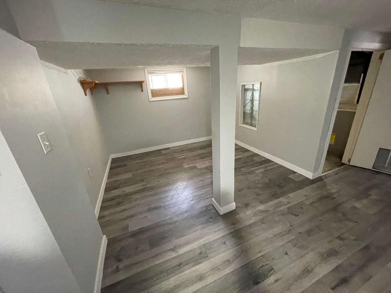 426 Macdonnell St - Photo 5 of 20