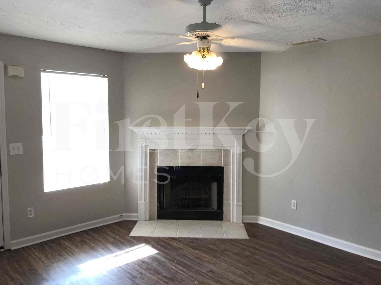 776 Glenshire Ct - Photo 3 of 29