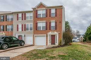 featured image of 4014 Fountain Bridge Ct