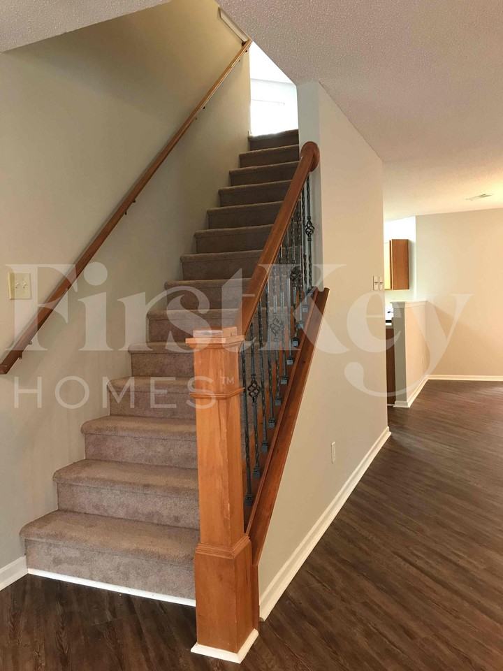 6318 Cascade Cir - Photo 2 of 26