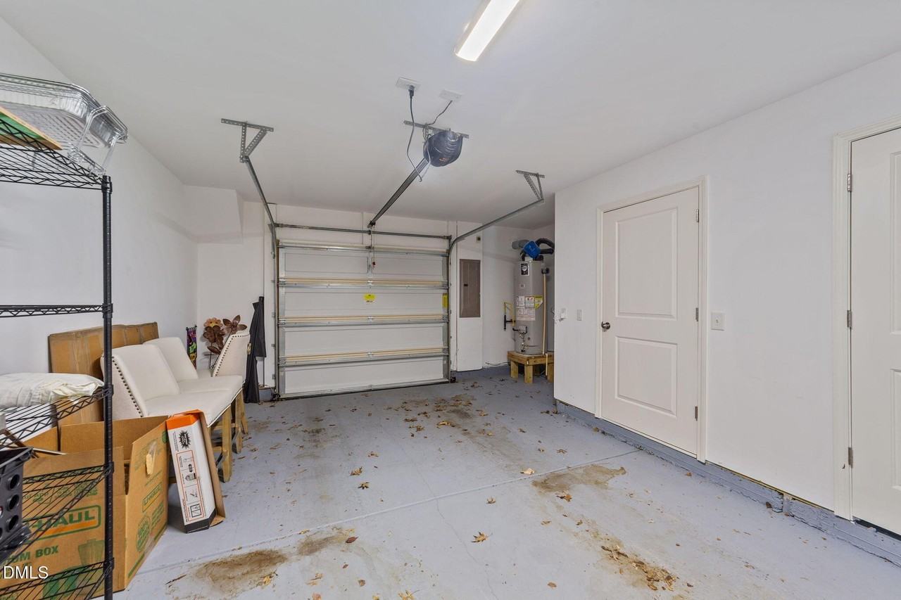 1565 Rodessa Run - Photo 5 of 44