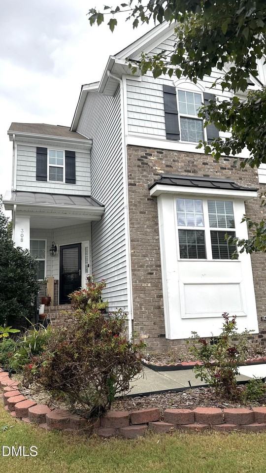 308 Liberty Rose Dr - Photo 2 of 46