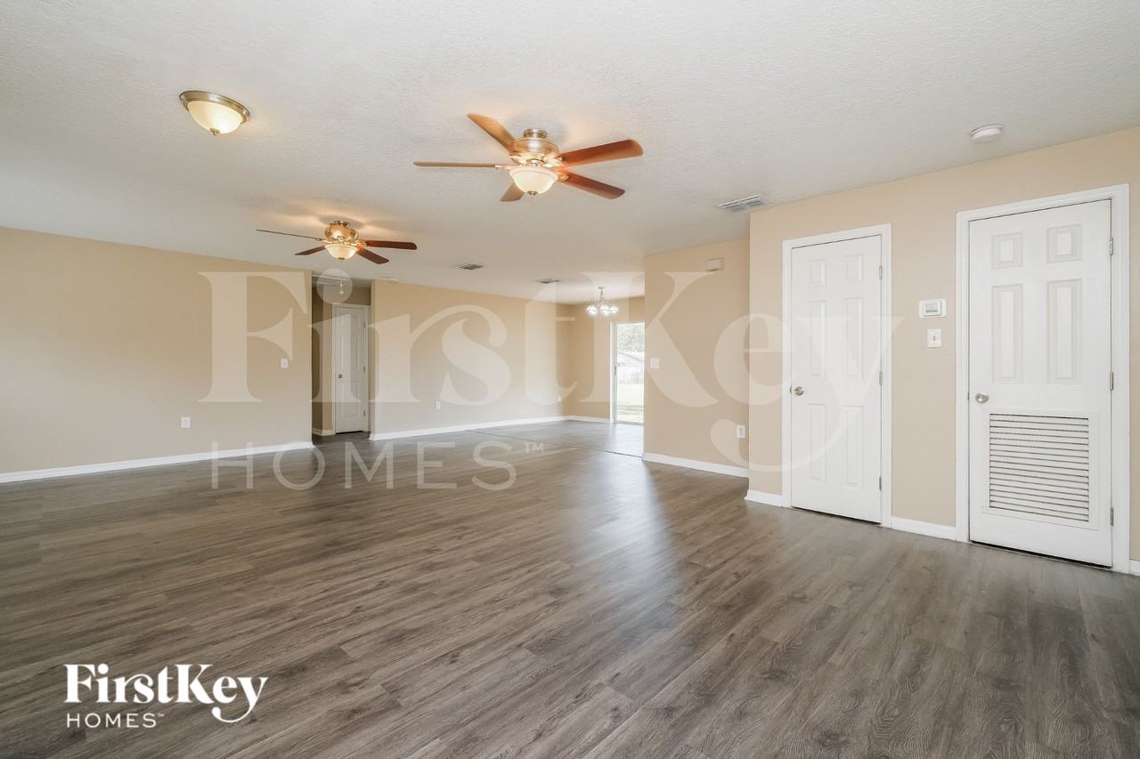 4911 Rawls Rd - Photo 5 of 19