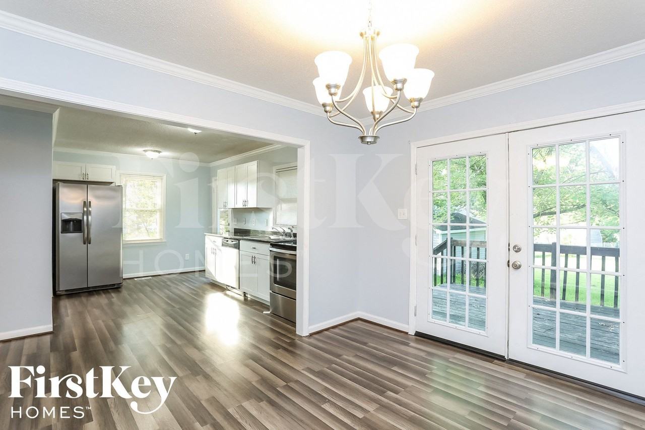 4605 Sweet Melody Ln - Photo 5 of 15