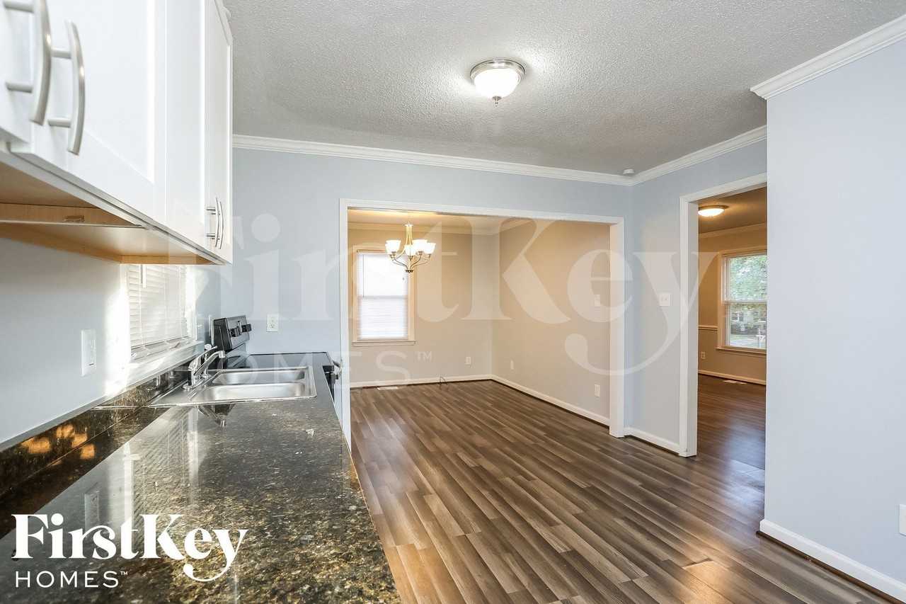 4605 Sweet Melody Ln - Photo 7 of 15