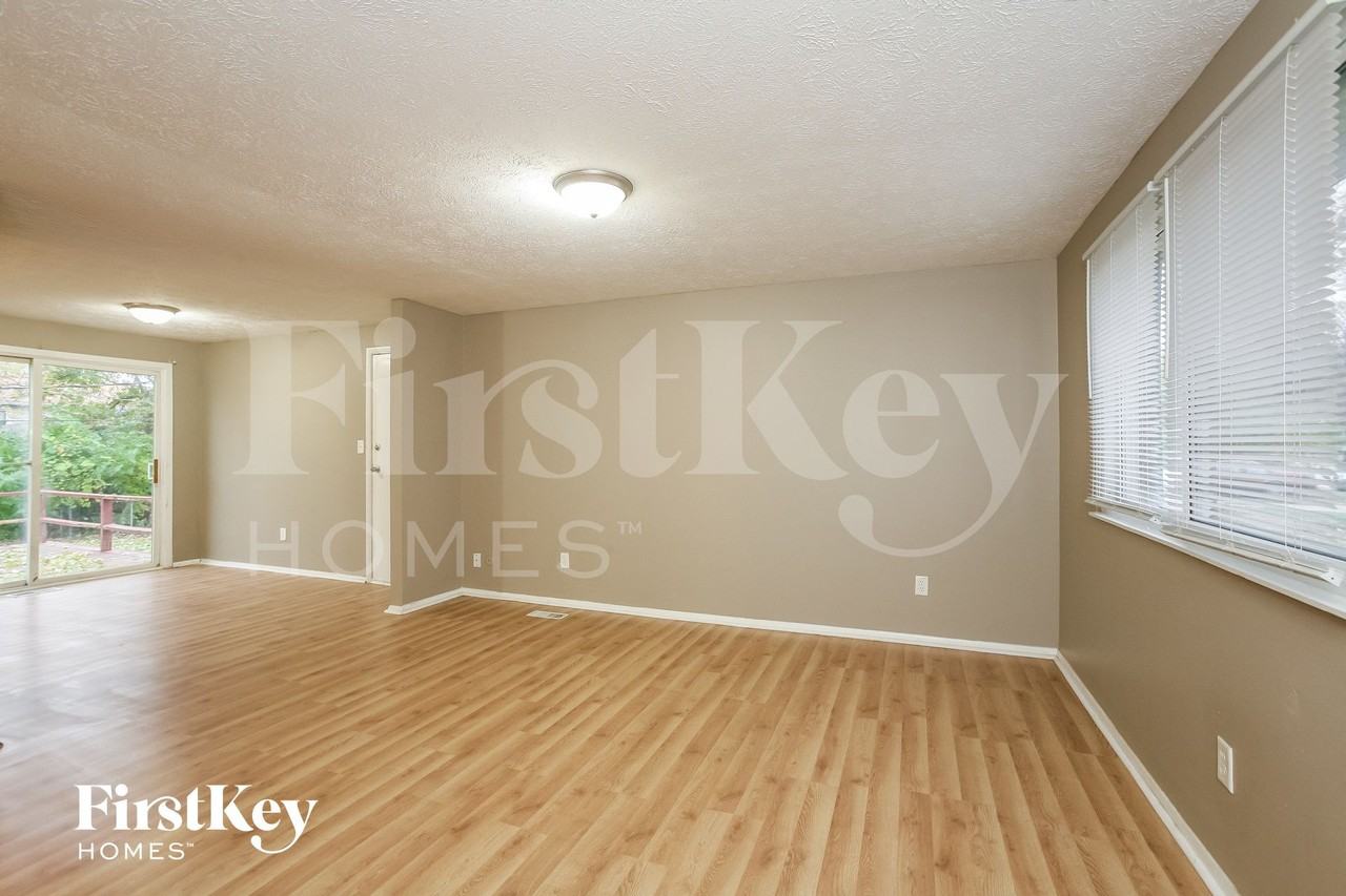 3448 Alpine Pl - Photo 3 of 15