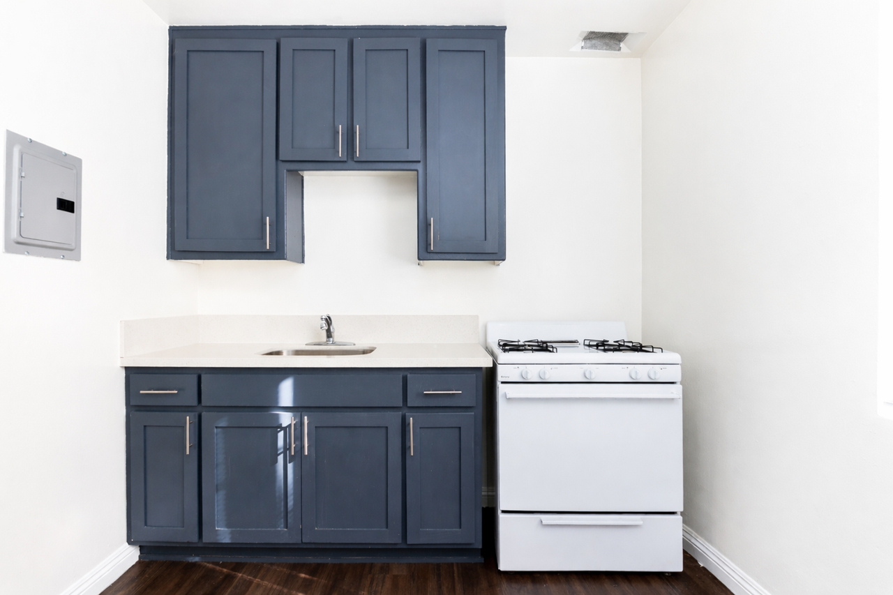 2831 Ellendale Place - Photo 6 of 13