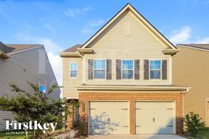 featured image of 3404 Baylor Cir