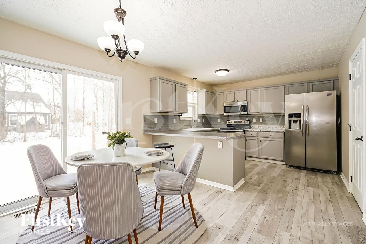 339 Shyanne Dr - Photo 6 of 19