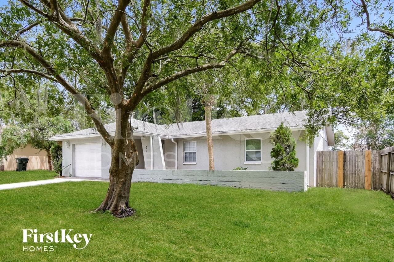 331 Pico Ct - Photo 2 of 15