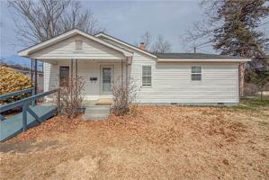 featured image of 937 E Main St Unit A