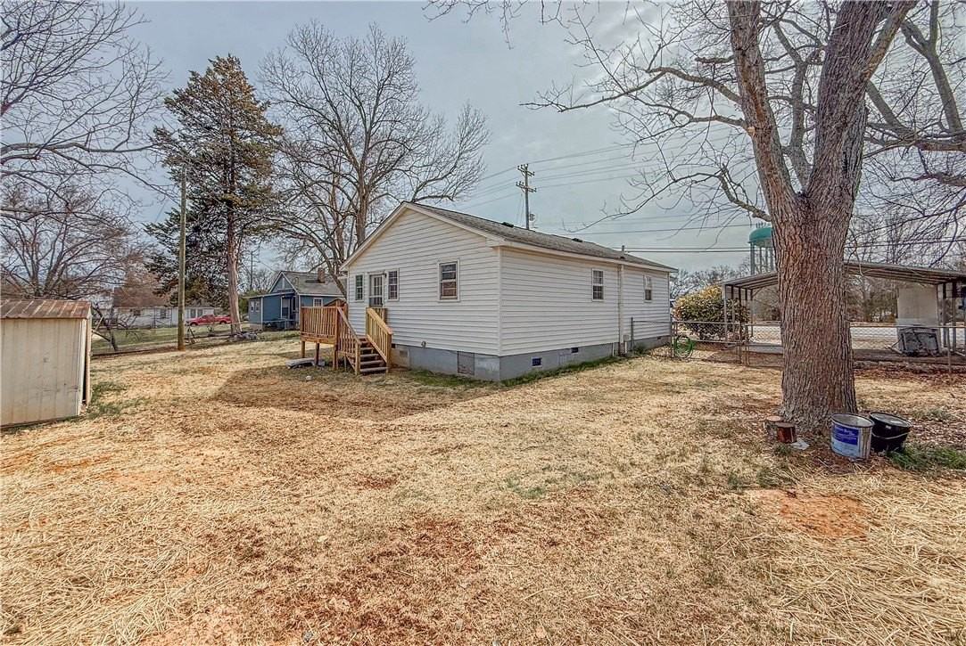 937 E Main St Unit A - Photo 2 of 37