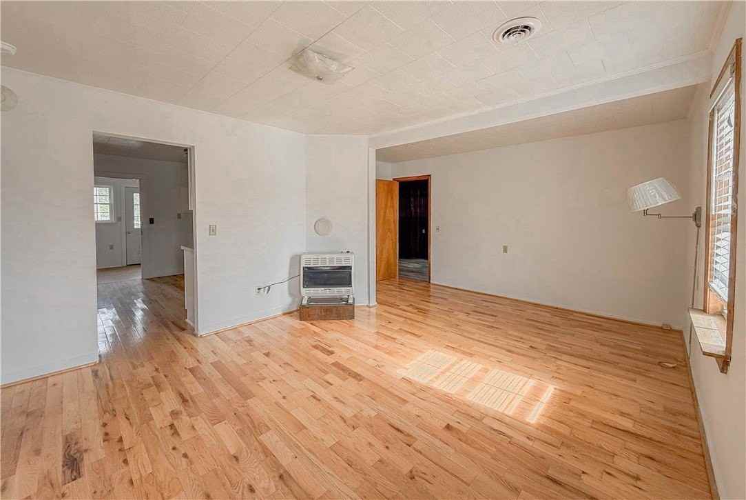 937 E Main St Unit A - Photo 3 of 37