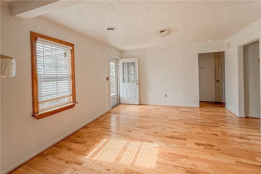 937 E Main St Unit A - Photo 6 of 37