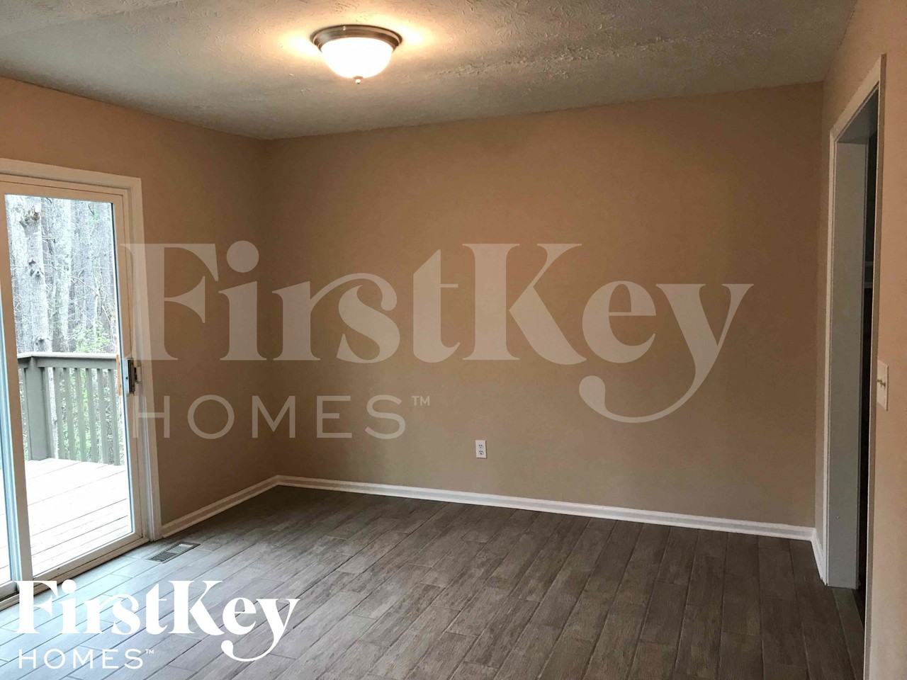 2736 Del Ridge Dr - Photo 4 of 11