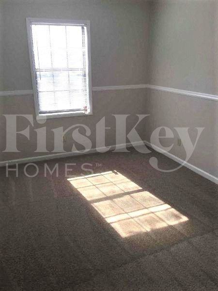 2734 Varlet Ct - Photo 7 of 12