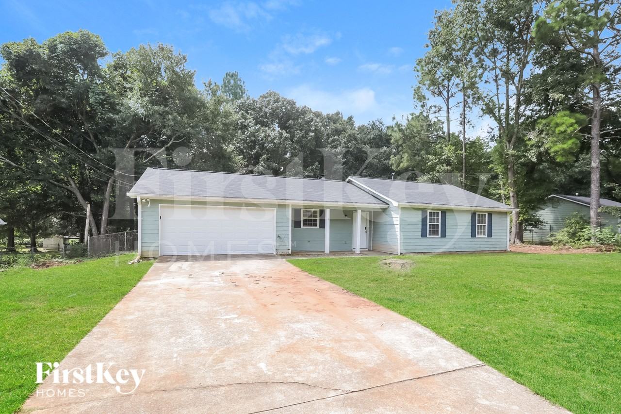 270 Countryside Ln - Photo 2 of 18