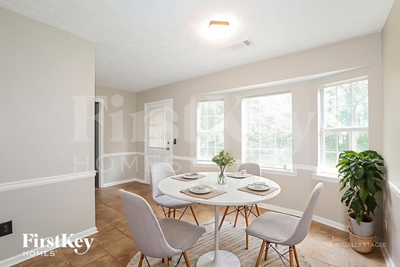 270 Countryside Ln - Photo 7 of 18