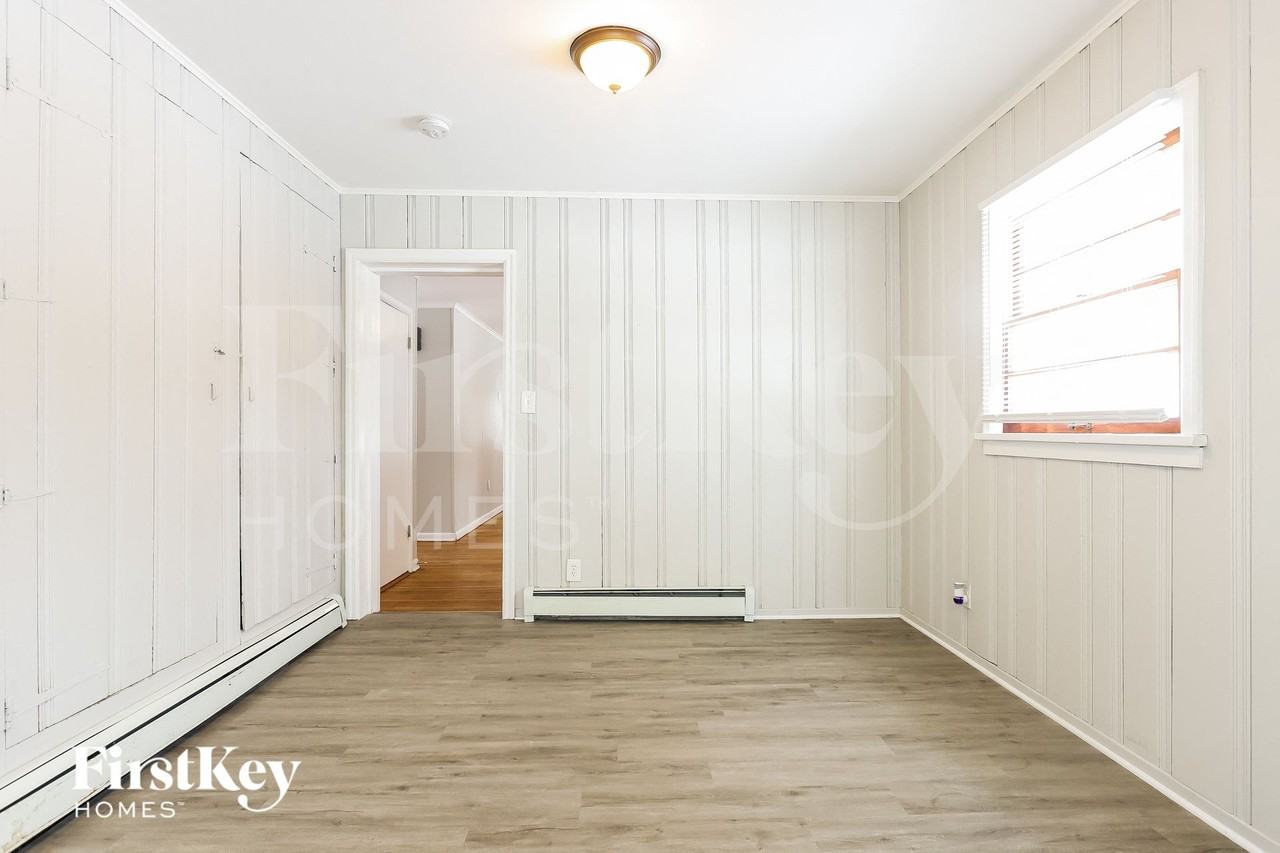 2524 Golfview Dr - Photo 5 of 14