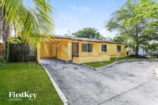 2230 Sw 47th Ave - Photo 1 of 1