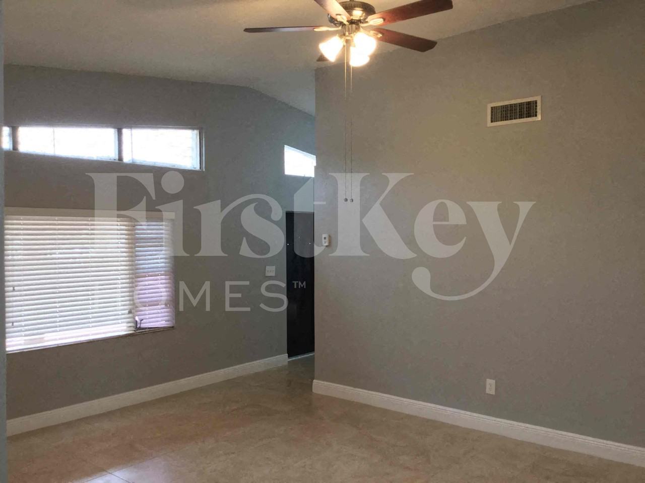 2110 Nwter - Photo 2 of 15