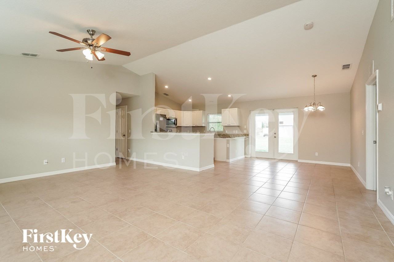 12238 Helios Ave - Photo 2 of 15