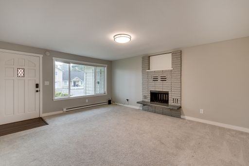 17712 Spruce Way - Photo 7 of 19