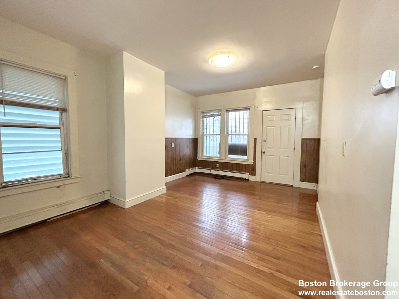 E Cottage St #1 - Photo 4 of 8